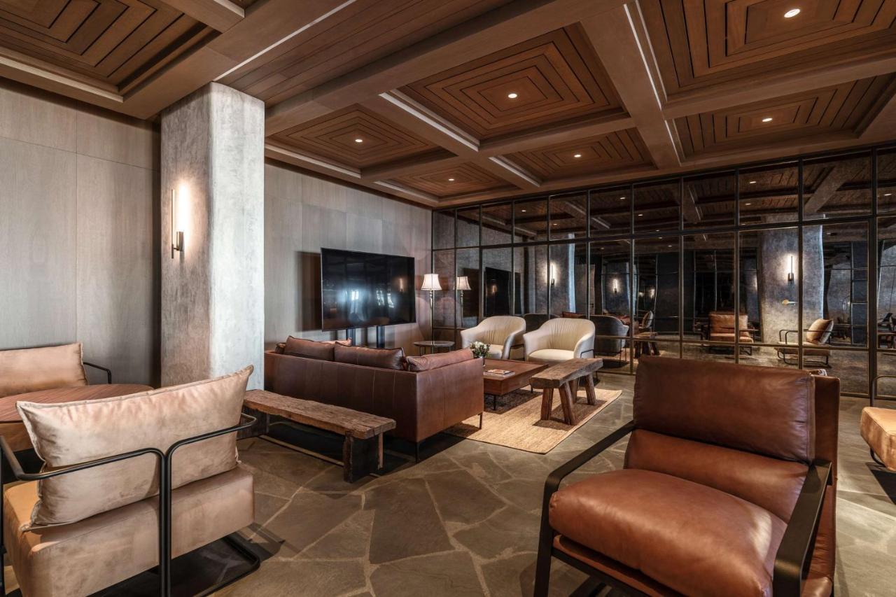 Costanero Hotel Montevideo - Mgallery Collection Dış mekan fotoğraf The lounge at the airport